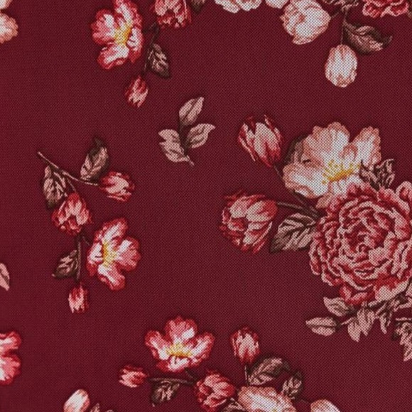 NWT TORRID Dark Red Floral Mesh Smocked Mock Neck Tank~3 - Picture 3 of 4